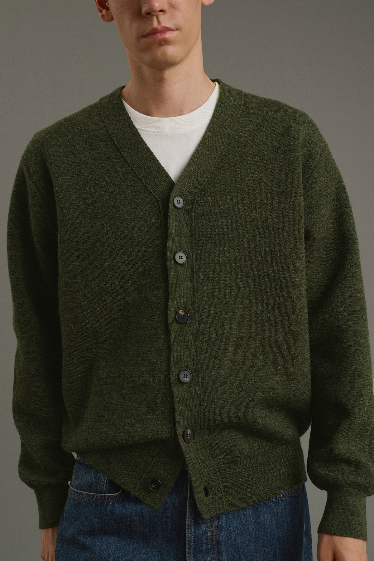 Cardigan Romeo - Dark Khaki - Wool - Men