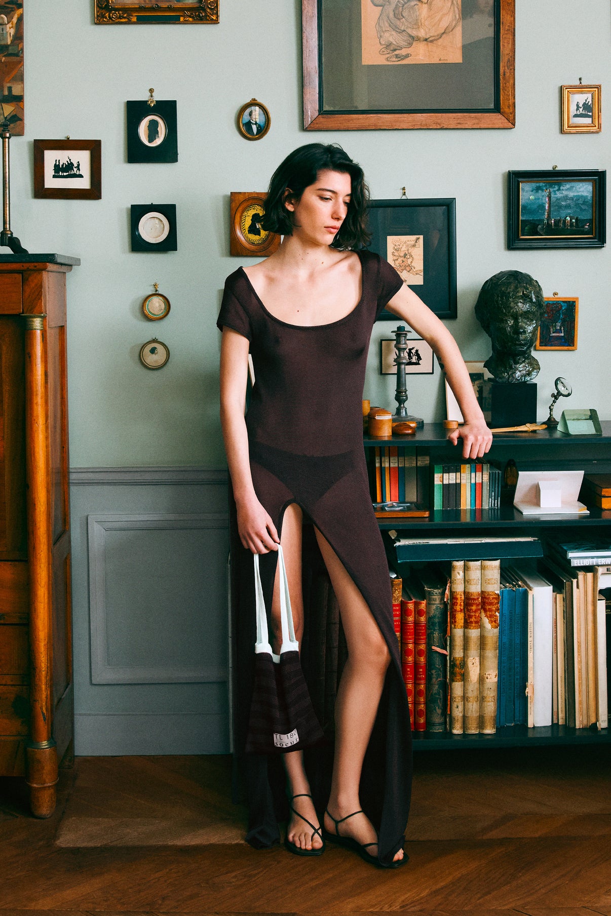Ornella long split mocha dress Soeur & TL180 - Soeur vue 5